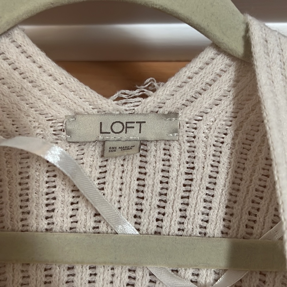 Loft shawl - Picture 2 of 2